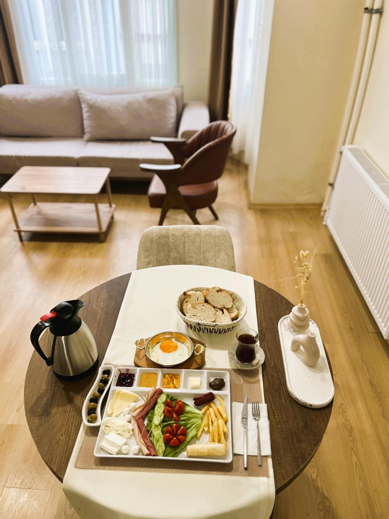 Golden Door Hotel อิสตันบูล ภายนอก รูปภาพ
